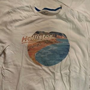 Hollister, vintage style short sleeve T-shirt, size medium ocean front